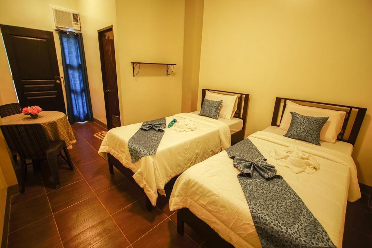 Casavecino Bed & Breakfast Legazpi Exterior photo